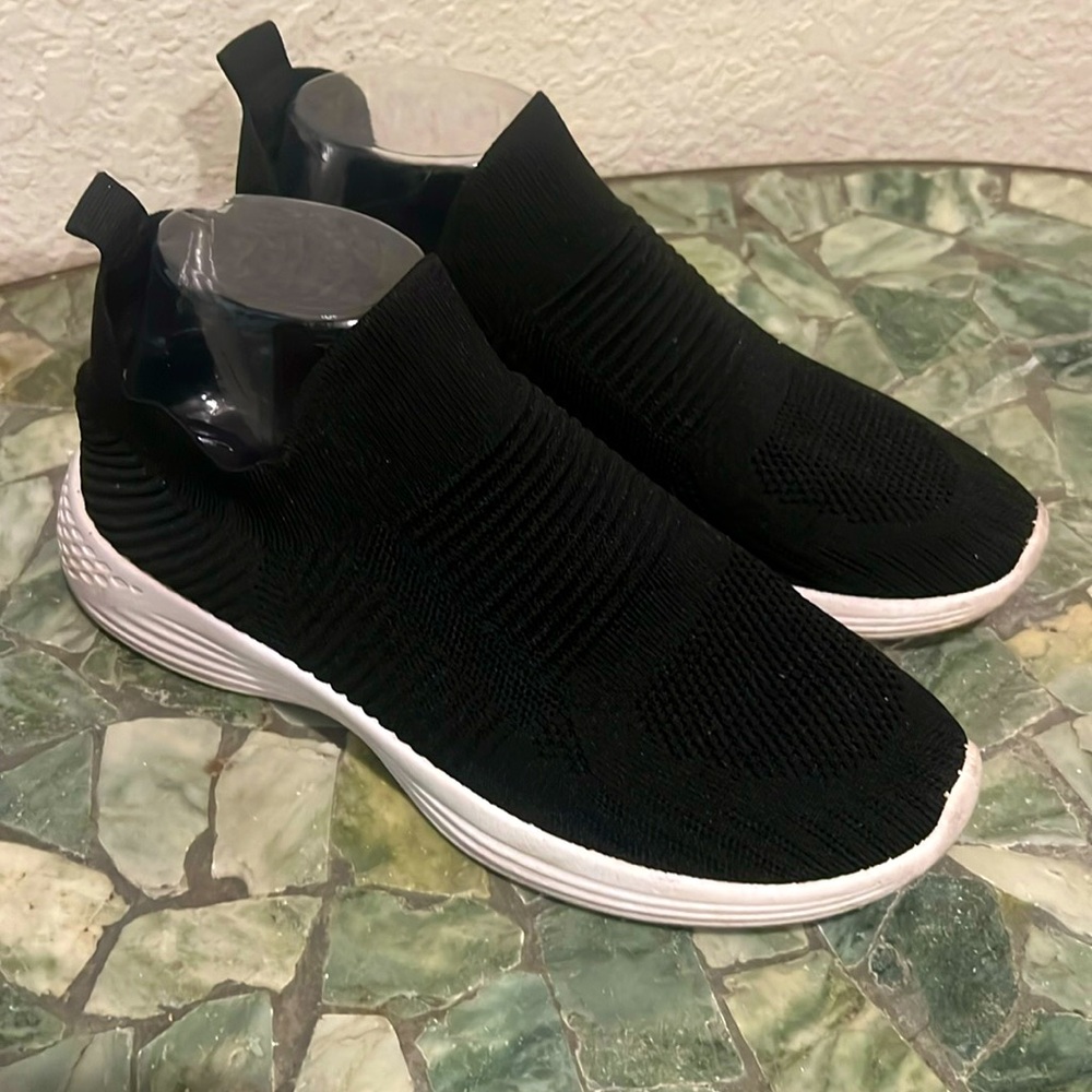 🔥CLIFFS FLY KNIT COMFY SLIP ON SHOES